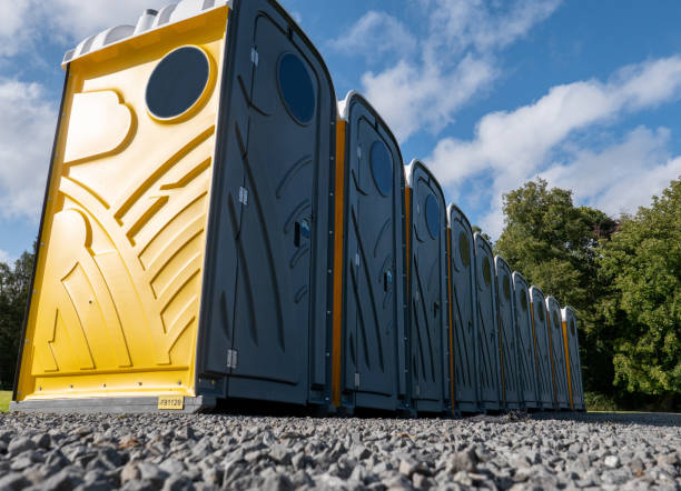 Best VIP or Luxury Restroom Trailers  in Dianapolis, IN
